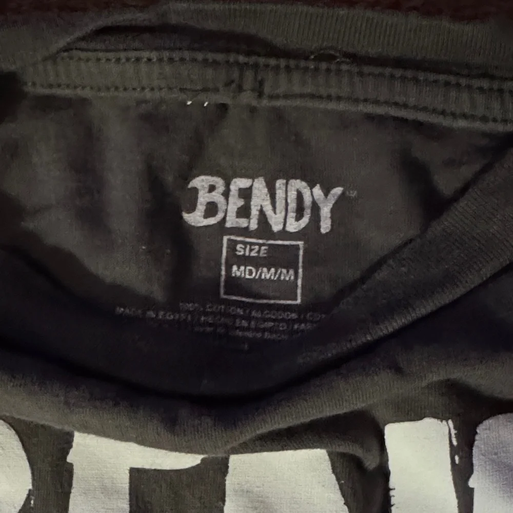 Gray Graphic Kids T-Shirt size medium boys - Picture 2 of 3